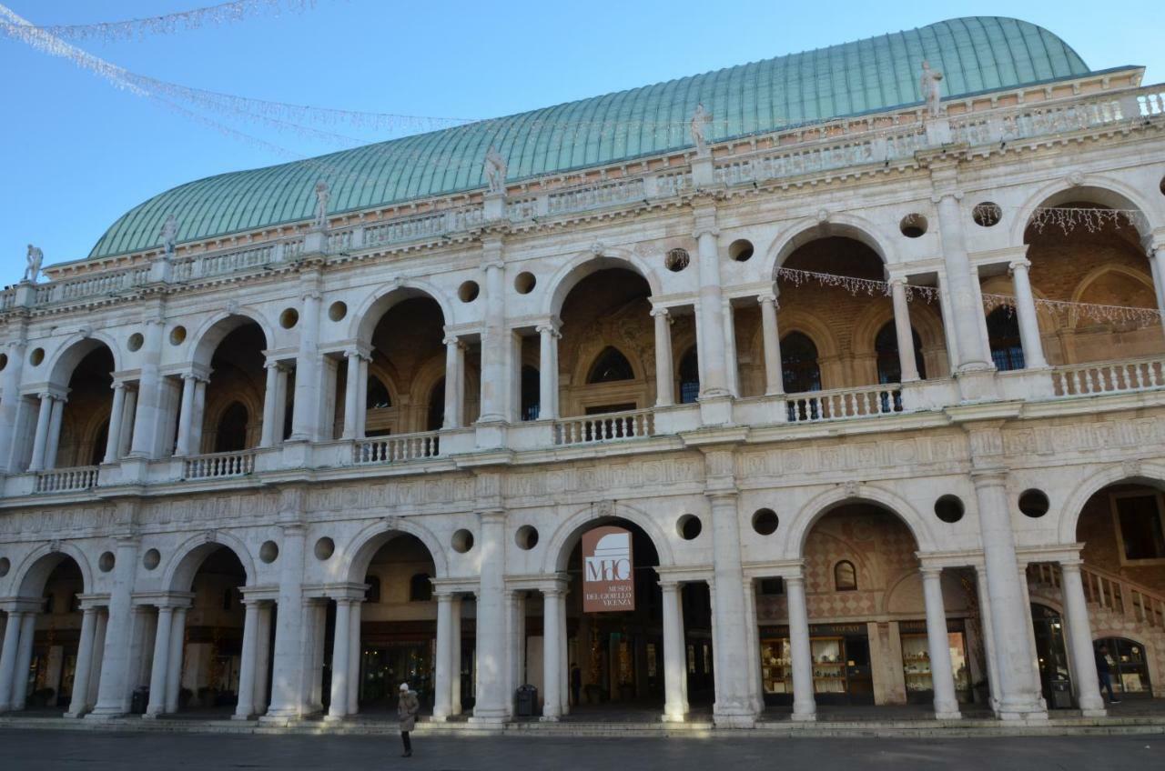 Residenza Ofelia Lägenhet Vicenza Exteriör bild