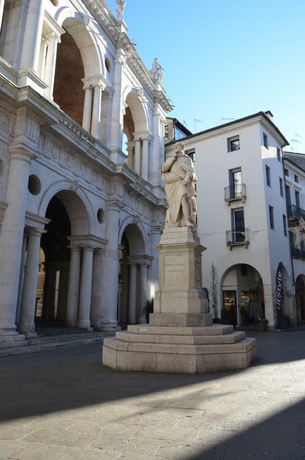 Residenza Ofelia Lägenhet Vicenza Exteriör bild